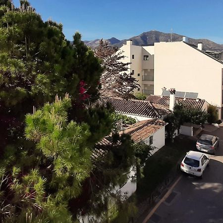 Apartment Las Salinas Boliches Фуeнхирола Екстериор снимка