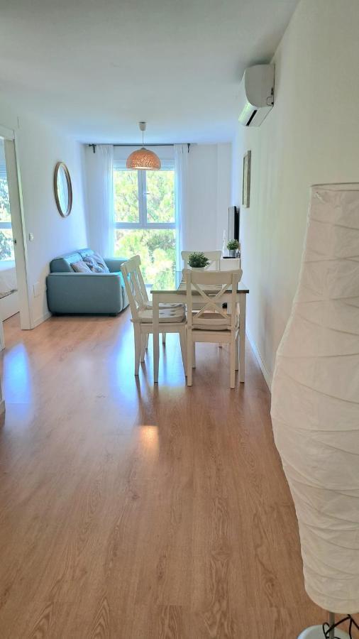 Apartment Las Salinas Boliches Фуeнхирола Екстериор снимка