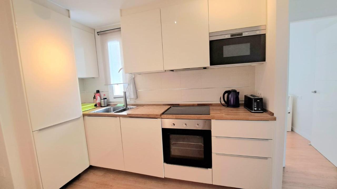 Apartment Las Salinas Boliches Фуeнхирола Екстериор снимка