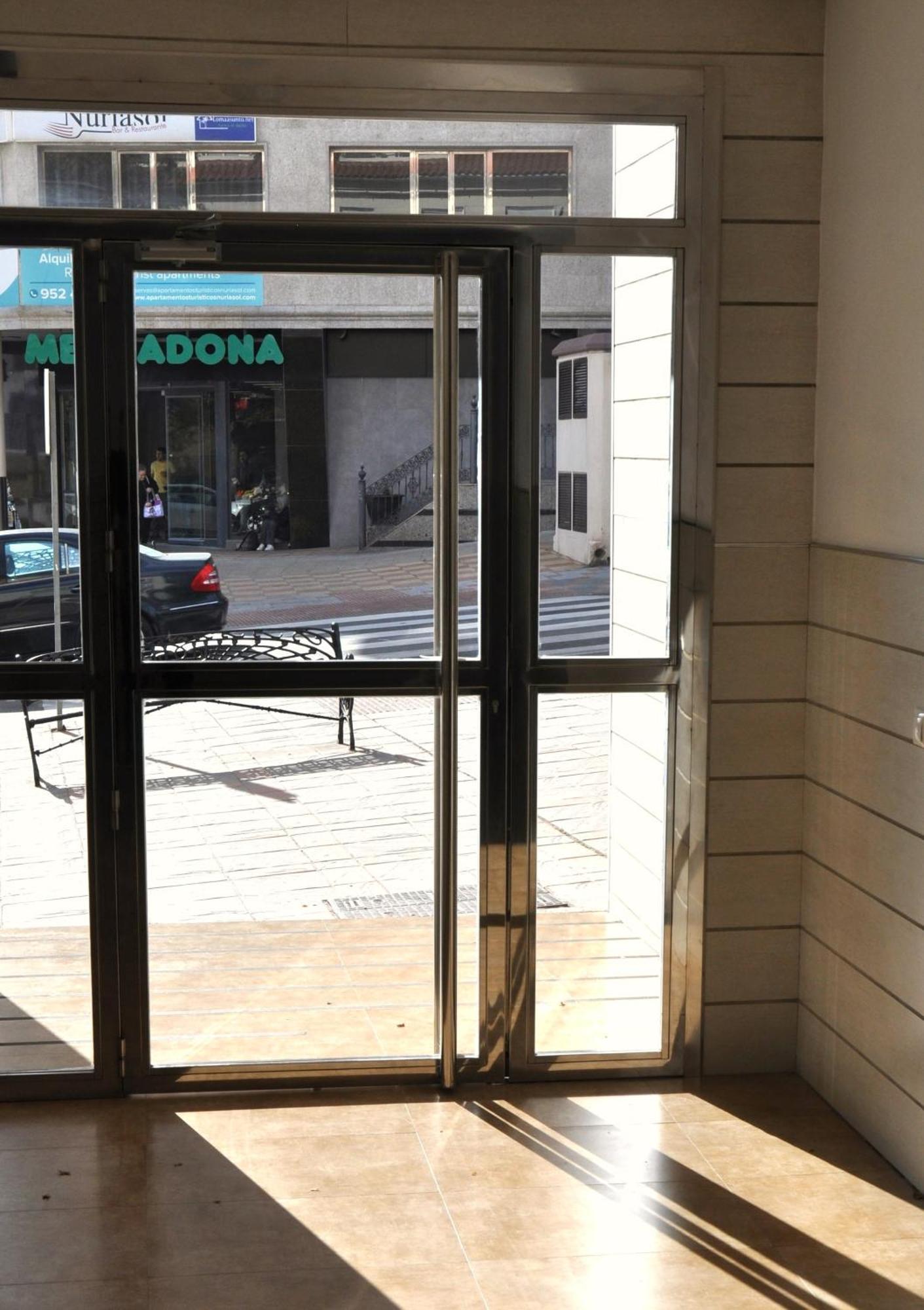 Apartment Las Salinas Boliches Фуeнхирола Екстериор снимка
